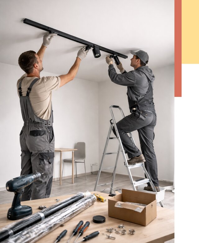 Установка трековых светильников в натяжной потолок в Щелково от 4369 руб. | ОТДЕЛОЧНИК-Щлк